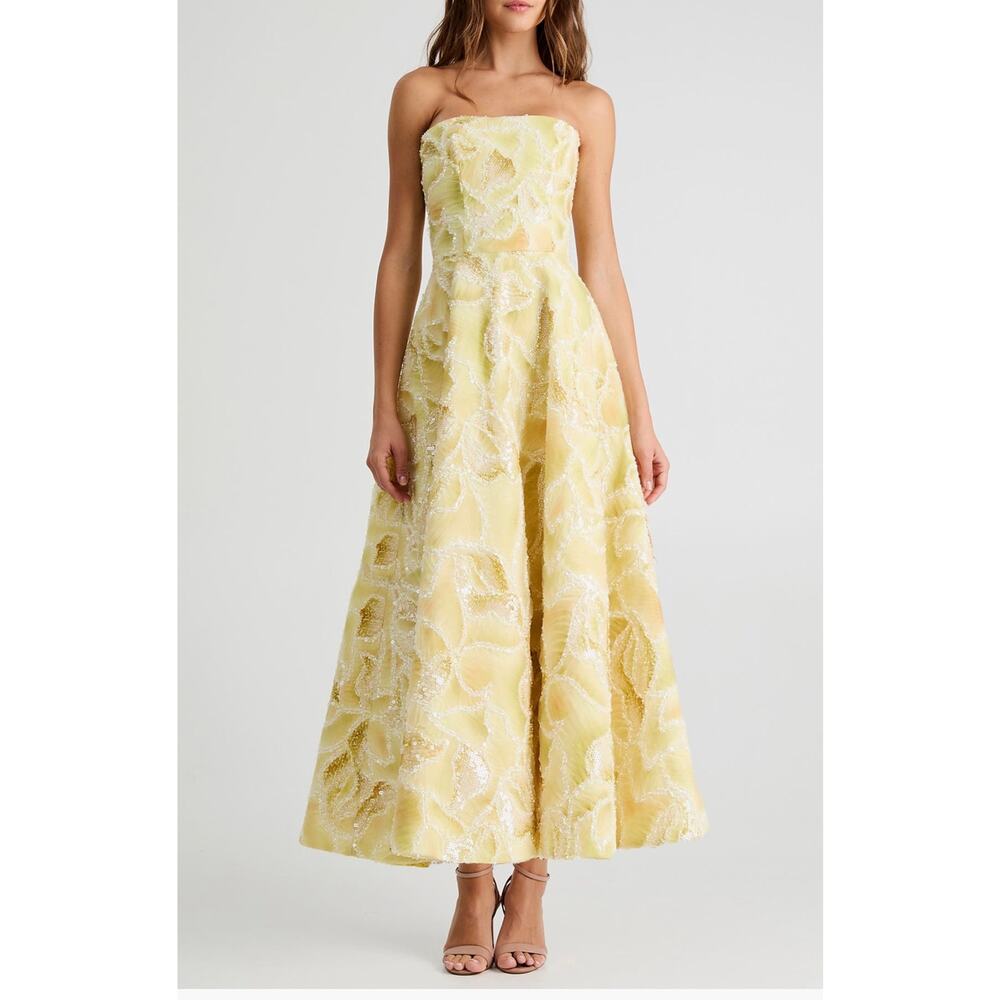 HELSI Vivian Sequin Floral Strapless Gown - Canary Yellow size medium (NEW)